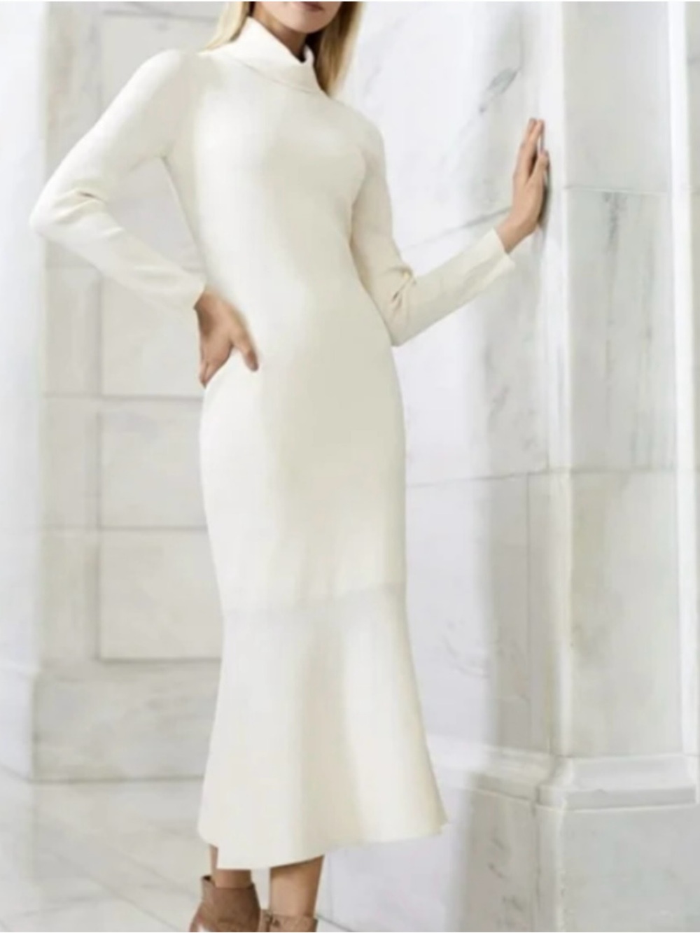 Antonio Melani Women’s Cream Amber Waves Long Sleeve Turtleneck Dress Large